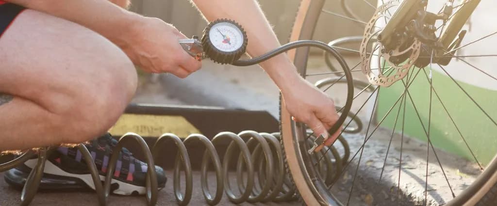 Jak napompować rower i uniknąć uszkodzeń opon - proste kroki